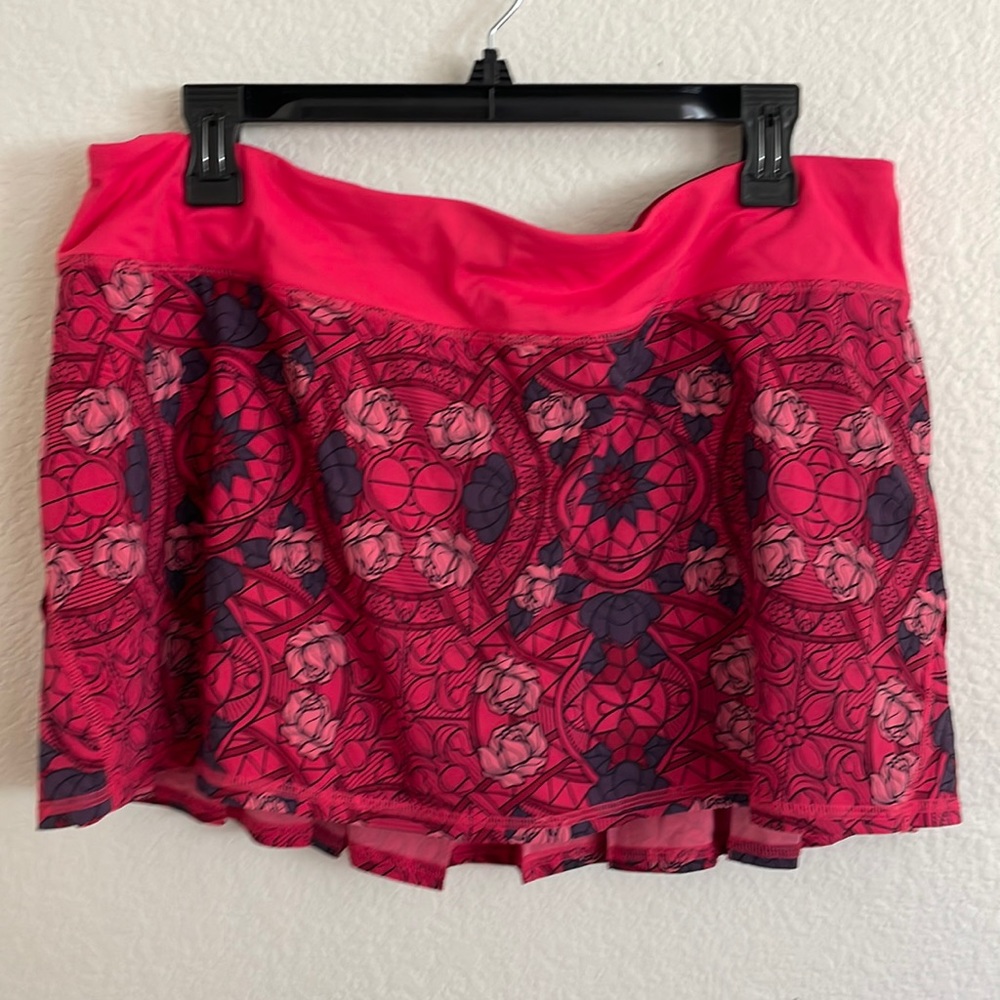 Lululemon red/pink skirt size 12